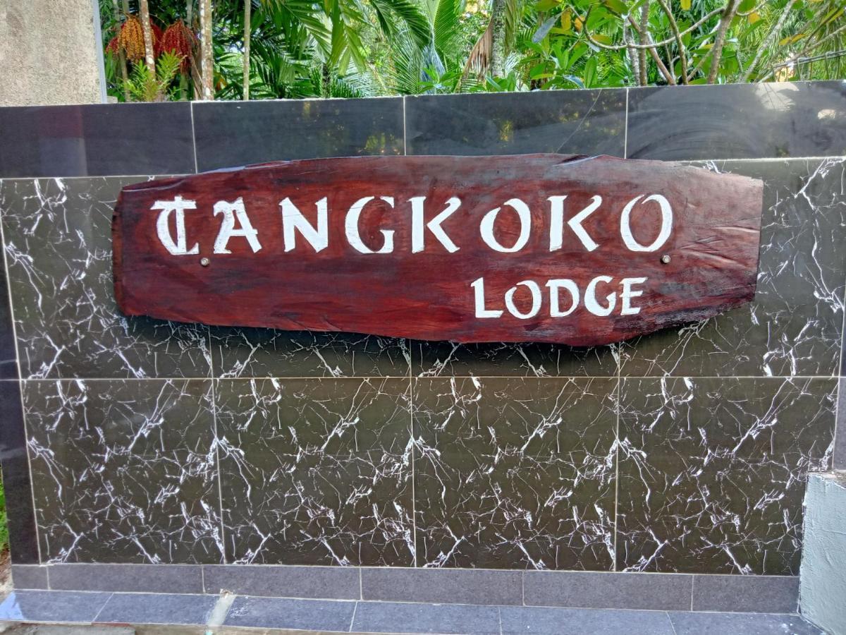 Tangkoko Lodge Bitung Экстерьер фото