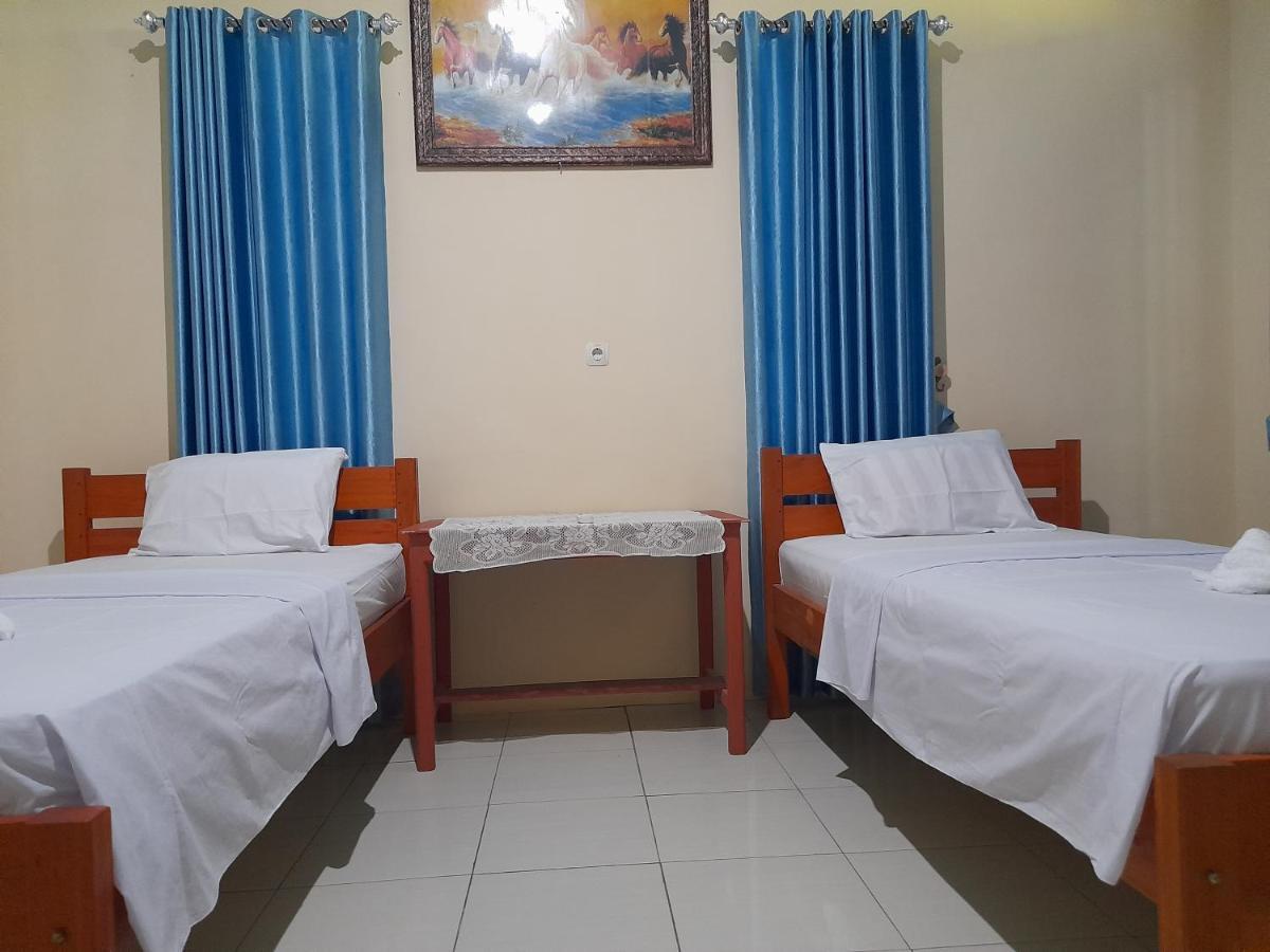 Tangkoko Lodge Bitung Экстерьер фото